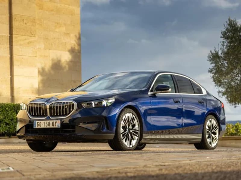 BMW - G60 i5